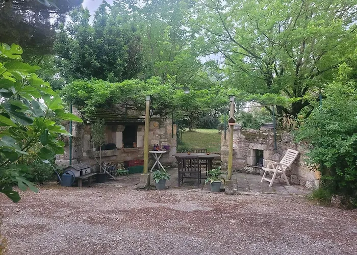 بيت ضيافة Pey Sud Sistels